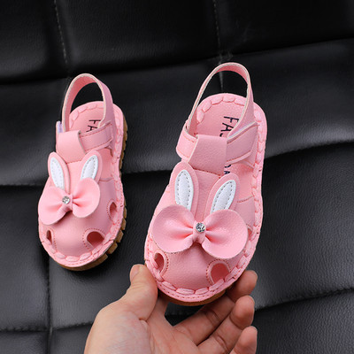 Παιδικά σανδάλια ελαφρά κλειστά, με τα αυτιά και κορδέλα