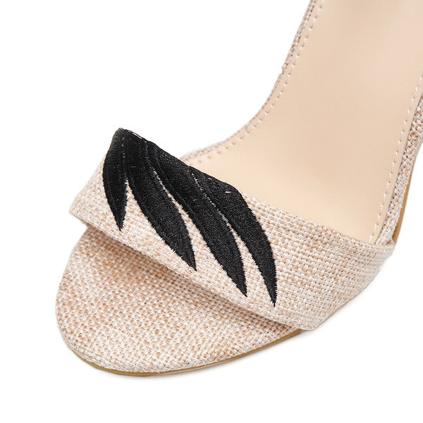 Οι γυναίκες κομψό ψηλοτάκουνα παπούτσια με κέντημα σε μπλε και μπεζ