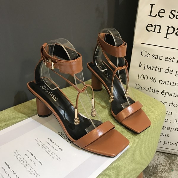 Παπούτσια του φωτός, παχύ ηλεκτρικής ενέργειας σε τρία χρώματα