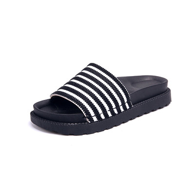 Γυναικείες παντόφλες με άνετη σόλα