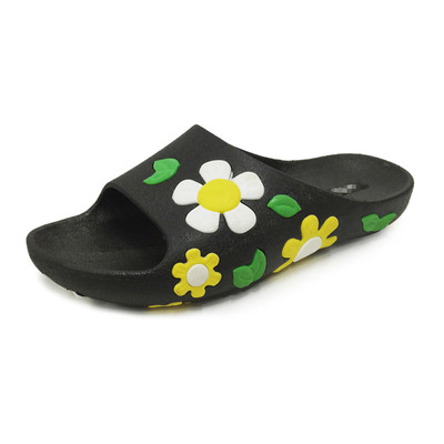 Πολύχρωμες γυναικείες παντόφλες για τιν παραλία