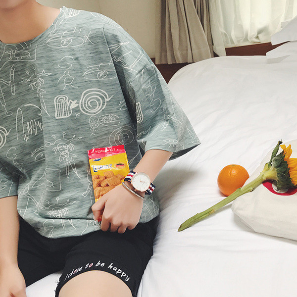 Σημερινό μοντέλο αρσενικό βαμβακερό πουκάμισο με ρίγες