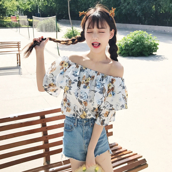 Πολλά φρέσκα κυρίες μπλούζα με γυμνά ώμους, βολάν και floral