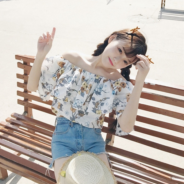 Πολλά φρέσκα κυρίες μπλούζα με γυμνά ώμους, βολάν και floral