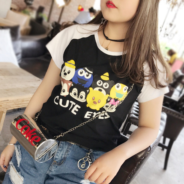 μπλούζα γλυκιά κυρία με μια ενδιαφέρουσα καμβά με κινούμενες εικόνες σε 2 χρώματα