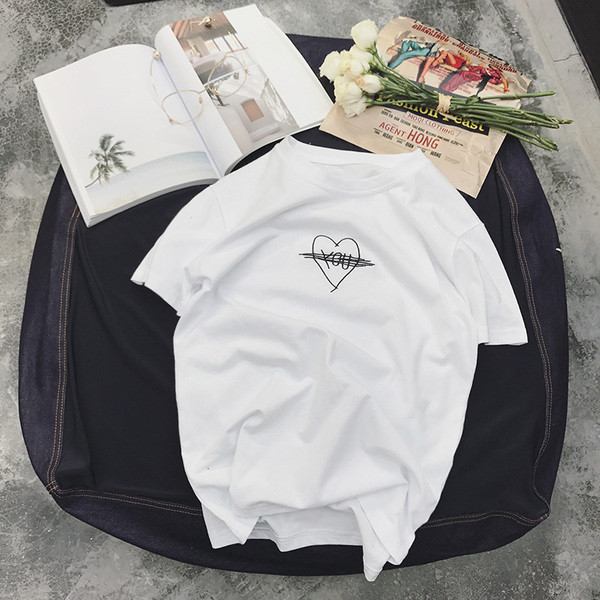 περιστασιακό πουκάμισο Μοναδικό άνδρες με κοντά μανίκια και ενδιαφέρουσα κεντημένη καρδιά