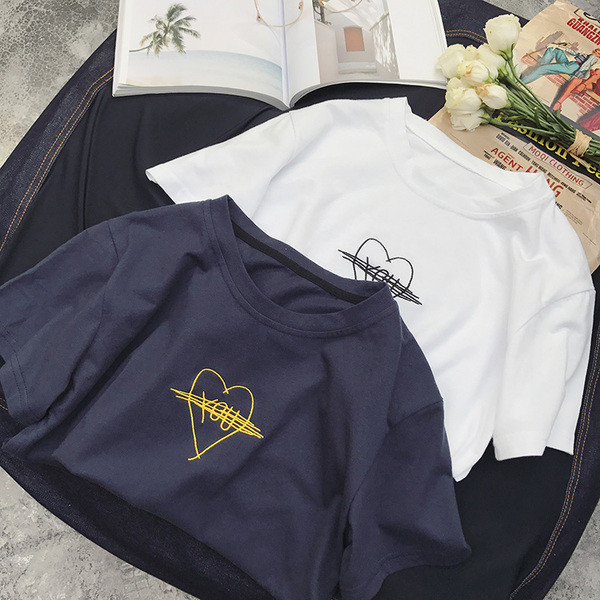 περιστασιακό πουκάμισο Μοναδικό άνδρες με κοντά μανίκια και ενδιαφέρουσα κεντημένη καρδιά