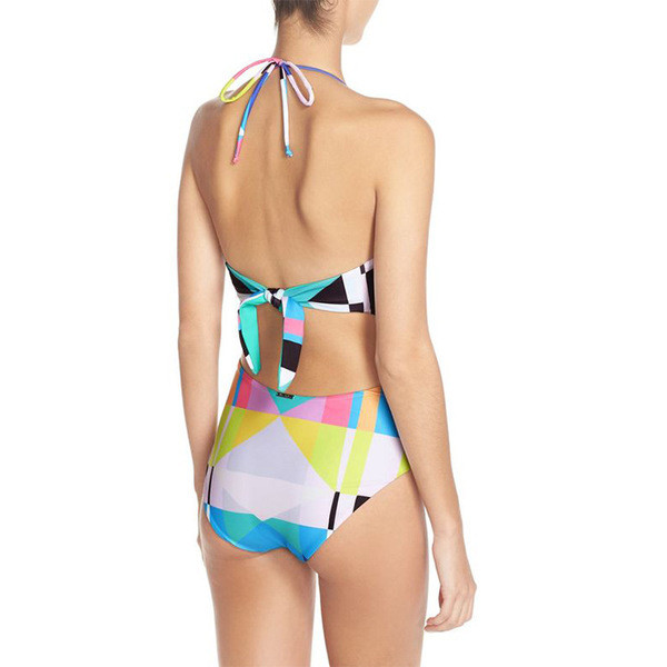 Κομψή μαγιό - χρώμα, με εγκοπές και σέξι ντεκολτέ