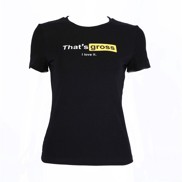 Casual κορυφές με μια επιγραφή σε μαύρο χρώμα