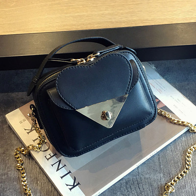 Μίνι γυναικεία τσάντα με καρδιά, χέρι + αλυσίδα