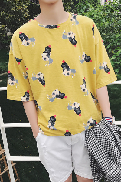 περιστασιακό πουκάμισο μεγάλοι άνδρες με κοντά μανίκια και αφηρημένα μοτίβα