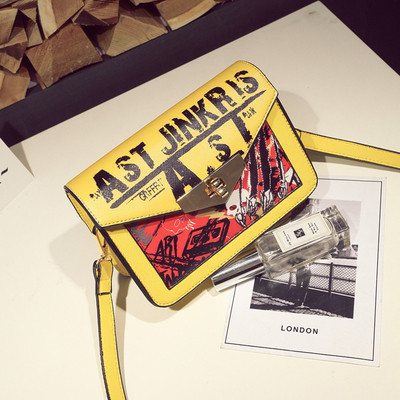 Φρέσκα λουλούδια κυρίες μικρή τσάντα σε κίτρινο και μαύρο