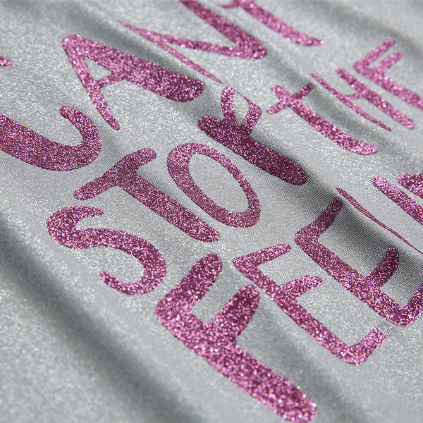 μπλούζα Κομψή κυρίες ασήμι με μωβ σημάδια