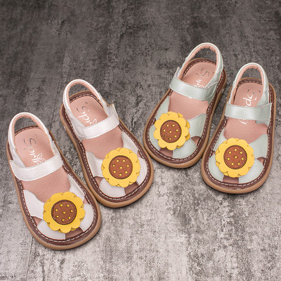 Детски сандали за момичета с апликация на цвете