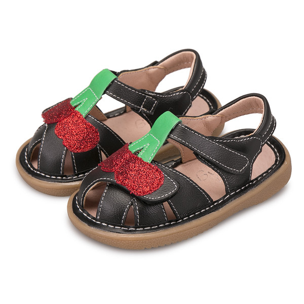 Παιδικά σανδάλια για κορίτσια διακοσμημένο με κεράσια σε μαύρο και άσπρο