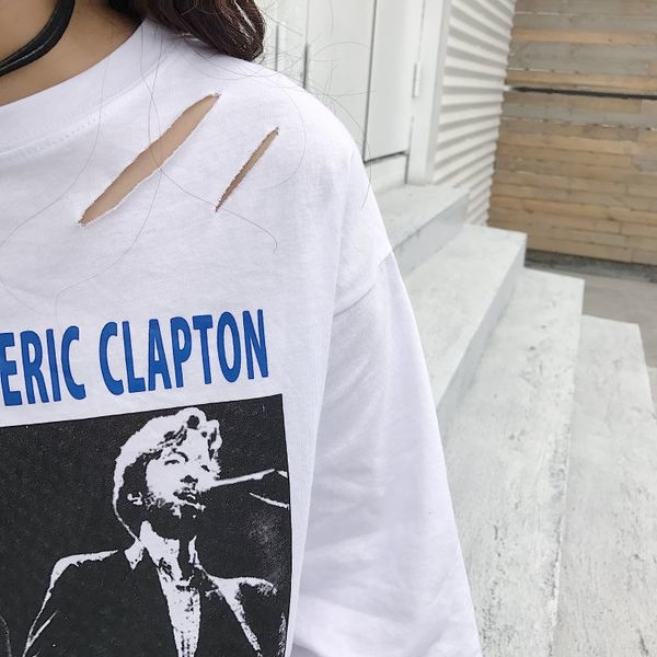 Κυρίες μπλούζα τύπου φίλος με εικόνες και επιγραφές σε λευκό και γκρι