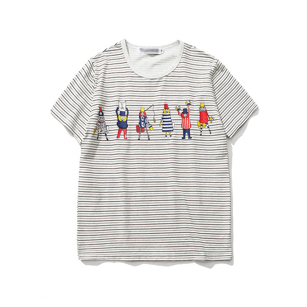 αντρικά πουκάμισα με κοντά μανίκια, ριγέ και πολύ ενδιαφέρουσα aplikatsiyki