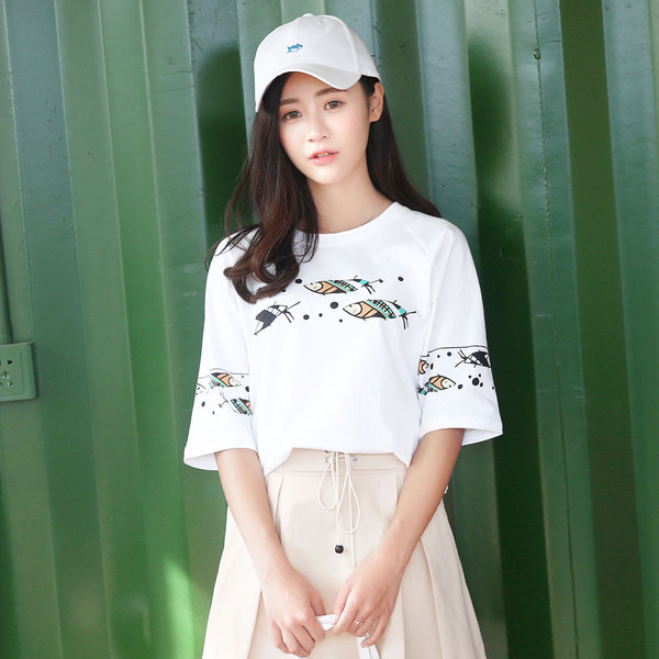 Κομψή καθημερινή πουκάμισο με 3/4 μανίκι με ανάγλυφα ψάρια