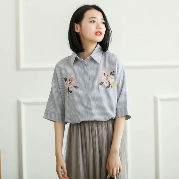 shirt Οι γυναίκες με μεγάλη 3/4 μανίκια, κεντημένα λουλούδια και ρίγες