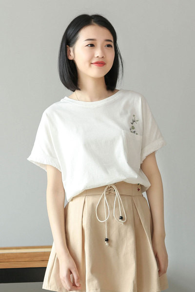 τσέπη μπλούζα κυρίες κάθαρση Καλοκαίρι και ένα μικρό κέντημα