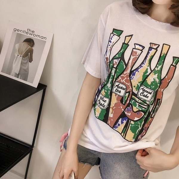 Φρέσκα T-shirt με τρύπες και πολύχρωμα εκτύπωσης