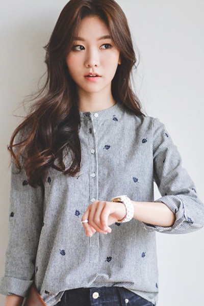 shirt κομψό κυρίες είναι κατάλληλο για καθημερινή γκρι