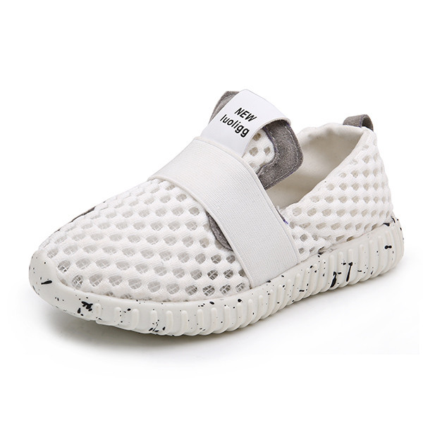 Παιδικά αυλητικά  παπούτσια για κορίτσια και αγόρια σε λευκό και μαύρο χρώμα - άνετα και αναπνεύσημα