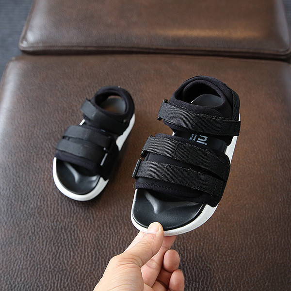 Πολύ άνετα και μοντέρνα παιδικά σανδάλια για τα κορίτσια και τα αγόρια - 3tsvyata