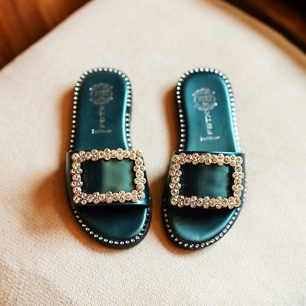 Πρόστιμο παντόφλες για κορίτσια σε 3 χρώματα