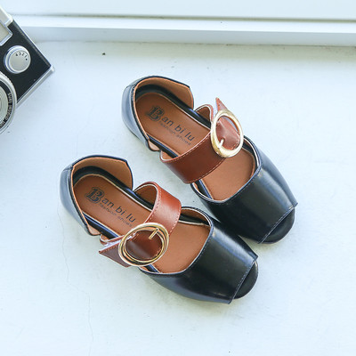 Κομψό Παιδικά σανδάλια για τα κορίτσια