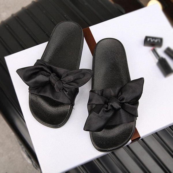 Υπέροχες παντόφλες ημέρας κυρίες με όμορφη κορδέλα - 4τμ