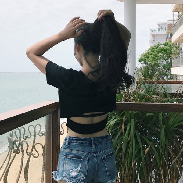 Καθημερινά ενδιαφέρουσες κυρίες μπλούζα με γυμνά κίνητρα πίσω