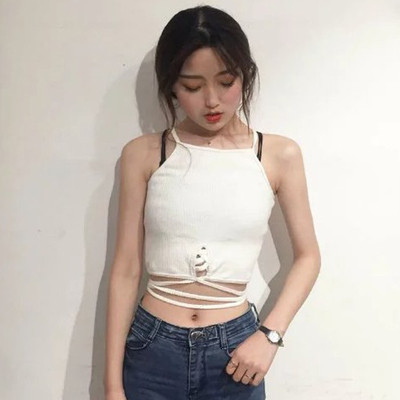 οροφή της δεξαμενής Πολύ ενδιαφέρον κυρίες με διασυνδέσεις κοιλιά