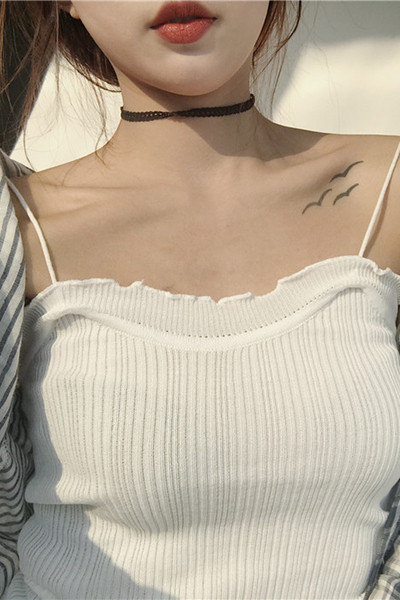 Οι γυναίκες καθημερινά πτυχωτό πουκάμισο σε μαύρο και λευκό με λεπτές τιράντες