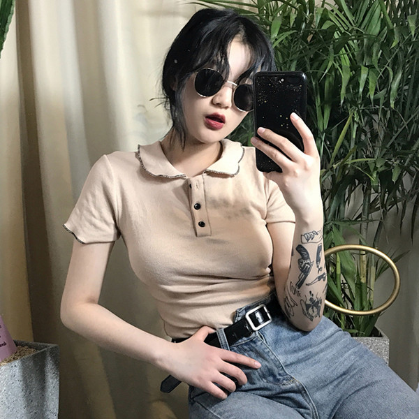 Πολύ κομψό κυρίες T-shirt με κοντά μανίκια και ζιβάγκο - 2tsvyata