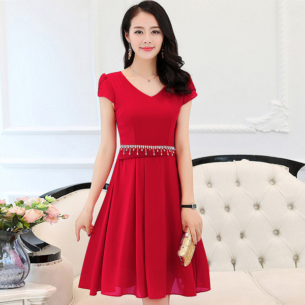 Κομψό βράδυ κυρίες φόρεμα σε δύο μοντέρνα χρώματα