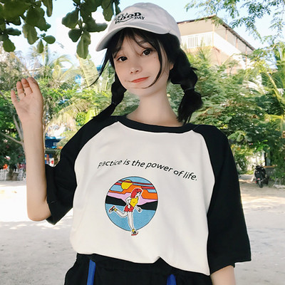 σπορ πουκάμισο γυναικών με κοντά μανίκια και 3/4 φρέσκα πολύχρωμα εκτύπωσης