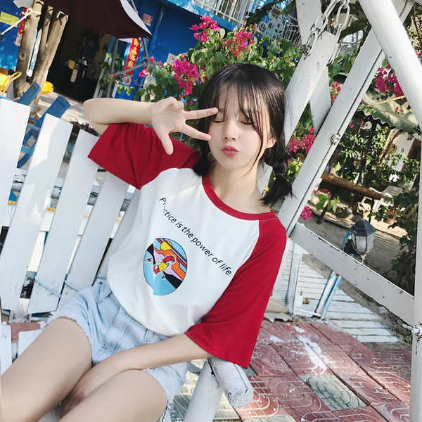 σπορ πουκάμισο γυναικών με κοντά μανίκια και 3/4 φρέσκα πολύχρωμα εκτύπωσης