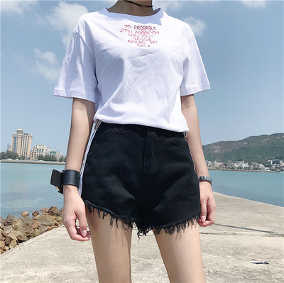 Κομψή ασύμμετρη σύντομο παντελόνι τζιν με ρίγες