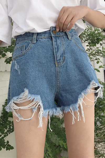 Κυρίες σύντομο παντελόνι τζιν σε στυλ ρετρό με βλεφαρίδες στα άκρα των ποδιών