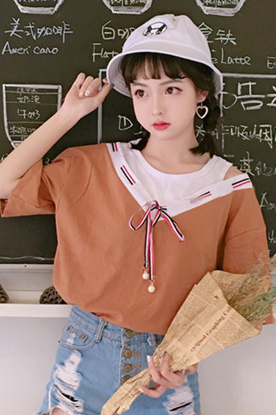 Ασυνήθιστη πουκάμισο μοτίβο με μεγάλη συνδέσεις και να γεμίσει