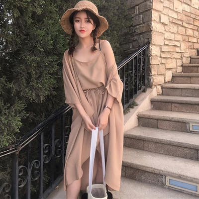 το καλοκαίρι σύνολο Πολλές κομψό γυναικών από τρία μέρη