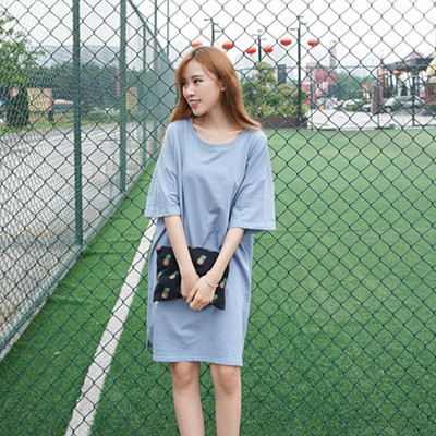 Μεγάλη κυρίες μακρύ και ευρύ πουκάμισο με κοντά μανίκια - τύπος χιτώνα