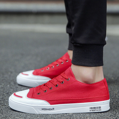 Πολύ κομψά και άνετα ανδρικά αθλητικά παπούτσια σε διάφορα χρώματα και σχέδια