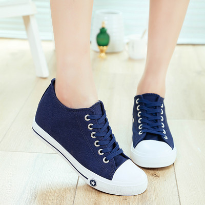 Πολύ κομψά και άνετα καθημερινά γυναικεία πάνινα παπούτσια σε πλατφόρμα 5 εκ. Σε ποικιλία χρωμάτων