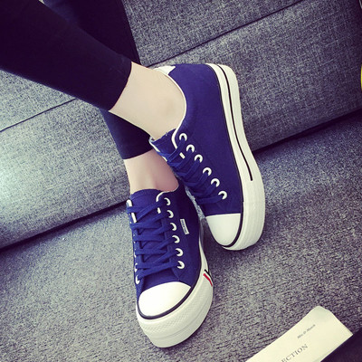 Πολύ κομψά και άνετα καθημερινά γυναικεία πάνινα παπούτσια σε πλατφόρμα 5 εκ. Σε ποικιλία χρωμάτων