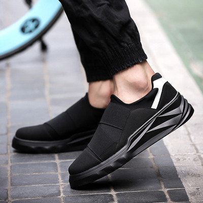 Κομψά ανδρικά αθλητικά πάνινα παπούτσια με πολύ ενδιαφέρον σχήμα σόλας σε ποικιλία χρωμάτων και μοτίβων