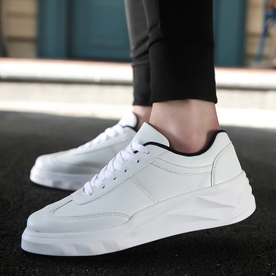 Κομψά ανδρικά αθλητικά πάνινα παπούτσια με πολύ ενδιαφέρον σχήμα σόλας σε ποικιλία χρωμάτων και μοτίβων