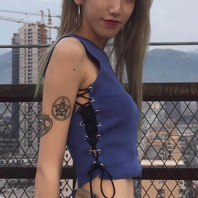 Κομψή λεπτή κυρίες γιλέκο με πολλά ενδιαφέροντα links και από τις δύο πλευρές