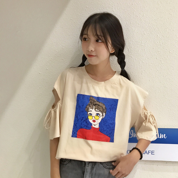 Πολύ ενδιαφέρον κυρίες T-shirt με φαρδιά μανίκια κατακερματισμένη και πολύχρωμο, διασκεδαστικό εκτύπωσης